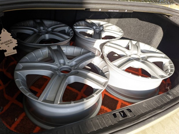 Rial alufelni szett 17" 5x108 fel�j�tott 