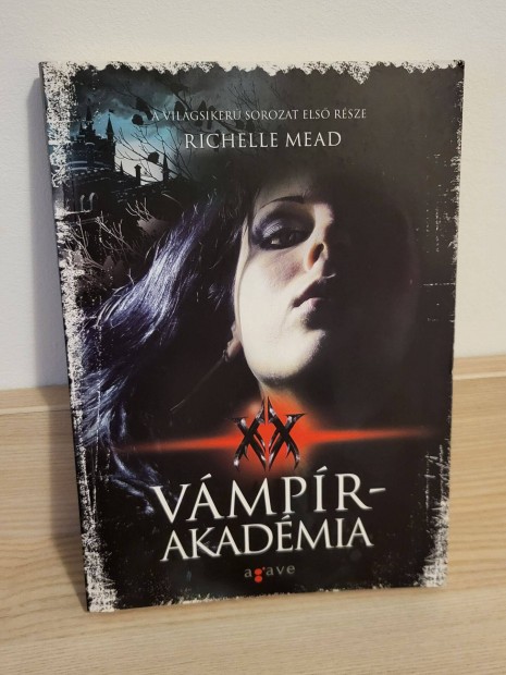 Richelle Mead - Vmprakadmia knyv