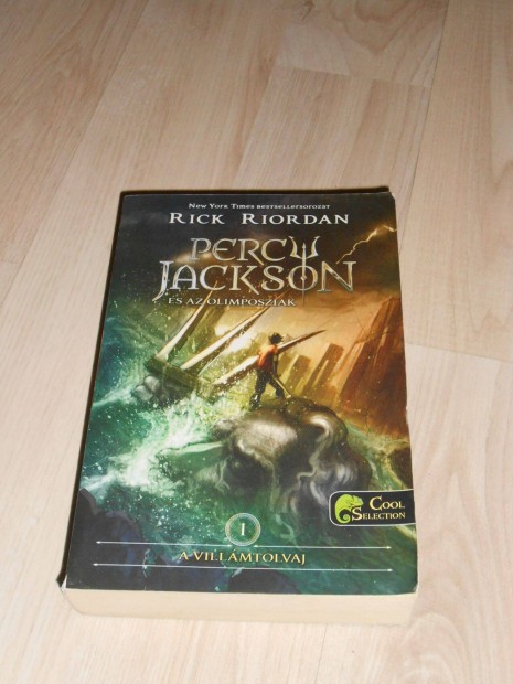 Rick Riordan: Percy Jackson - A villmtolvaj