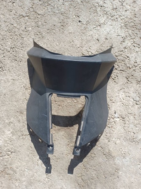 Ride omen Sarok idom