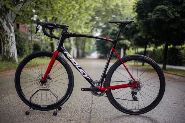 Ridley Fenix (Sram Rival eTap AXS)
