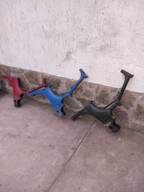 Riga 12 sz�p gy�ri �llapot� f�v�zak