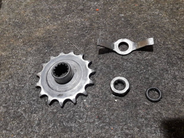 Riga 22 / Mini / Delta / K�rp�ti komplett kis l�ncker�k szett z15