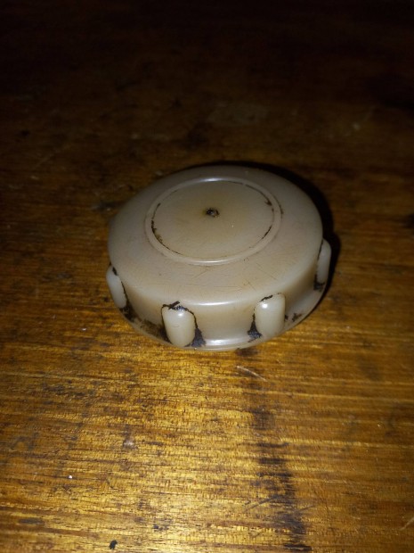 Riga 3 / Riga 4 �jszer� tanksapka