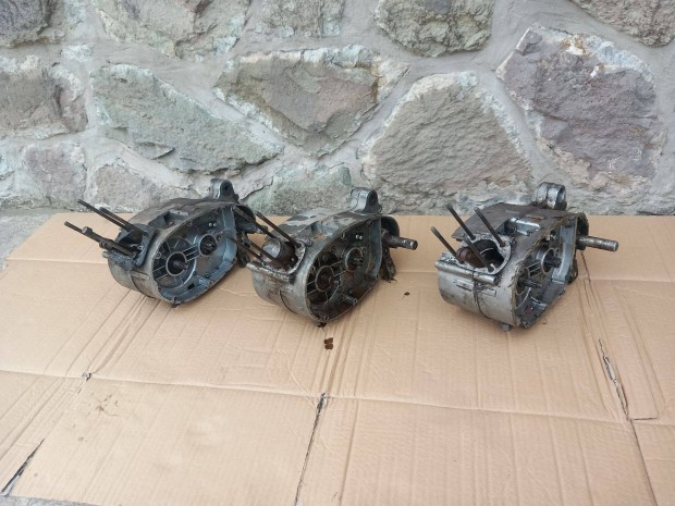Riga 4 Riga 12 motorblokk közepek