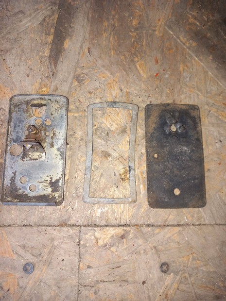 Riga 4 / Riga 12 h�ts� l�mpa foglalat