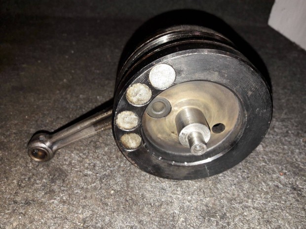 Riga Bringa / Orosz dong motor ftengely