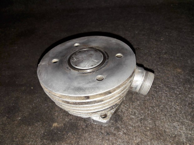 Riga Bringa / Orosz dong motor henger szett
