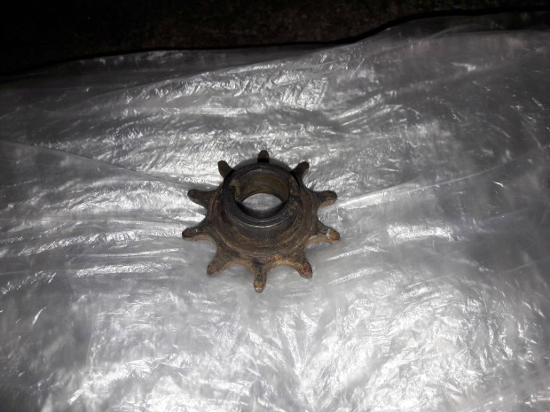 Riga Bringa / Orosz dong motor is lnckerk