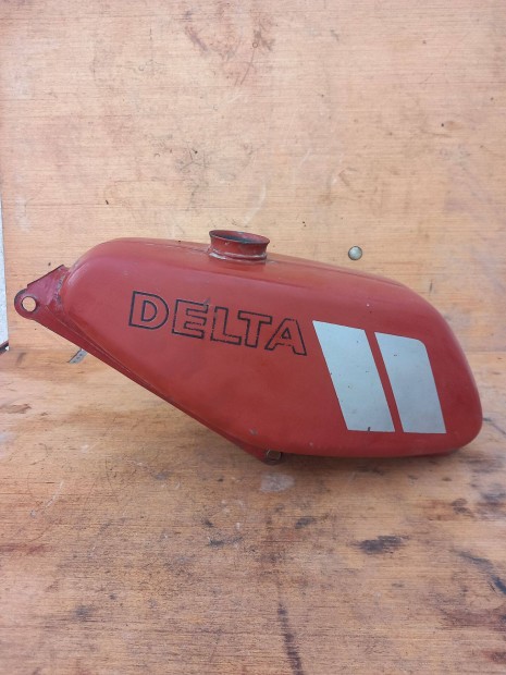 Riga Delta Rmr 24 zemanyag tank