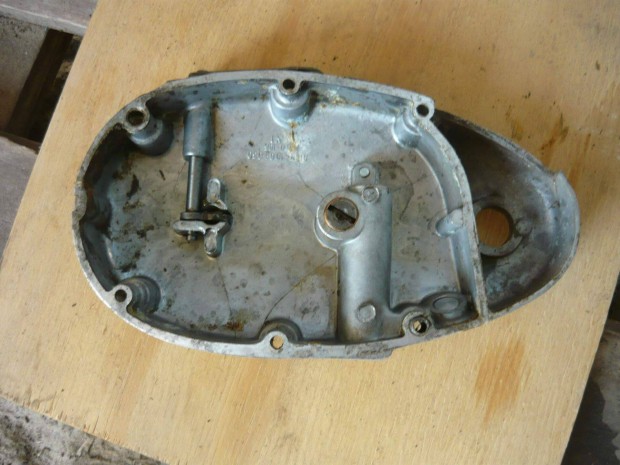 Riga-Verhovina alkatrsz