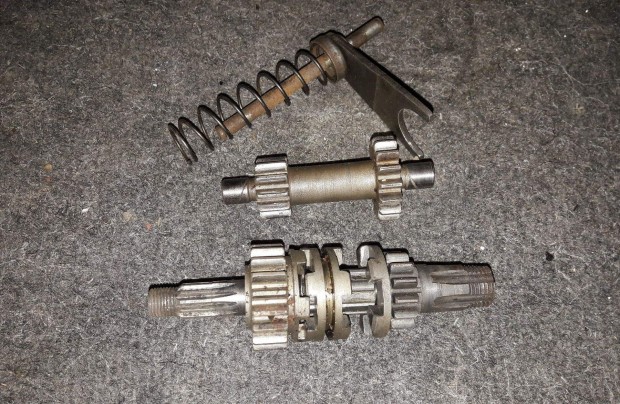 Riga / Verhovina komplett v�lt� szett