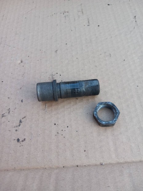 Riga h�ts� l�ncker�k tengely