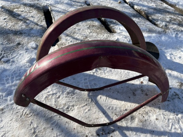 Riga s�rv�d� p�r