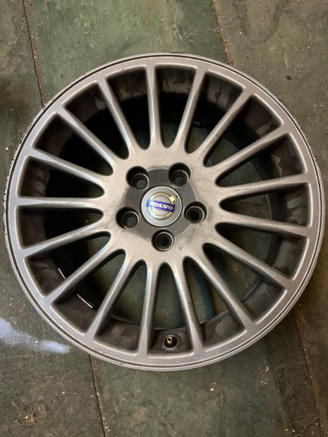 Rim Tethys 17 col alufelni garnit�ra/Volvo/