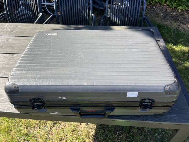 Rimowa bőrönd táska utazó poggyász