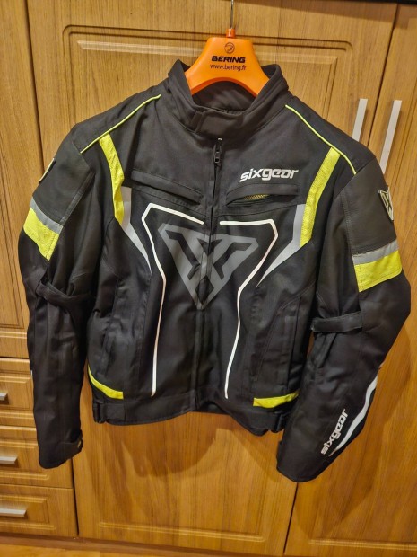 Riot six gear motoros kabt