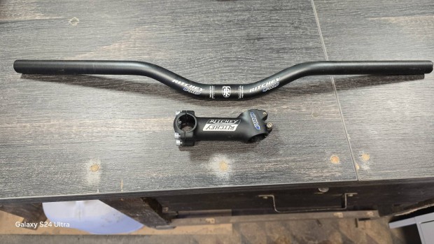 Ritchey Pro kormány 67cm és stucni.