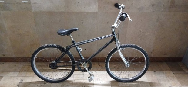 Ritka 24-es (teh�t nem a szok�sos 20-as) BMX