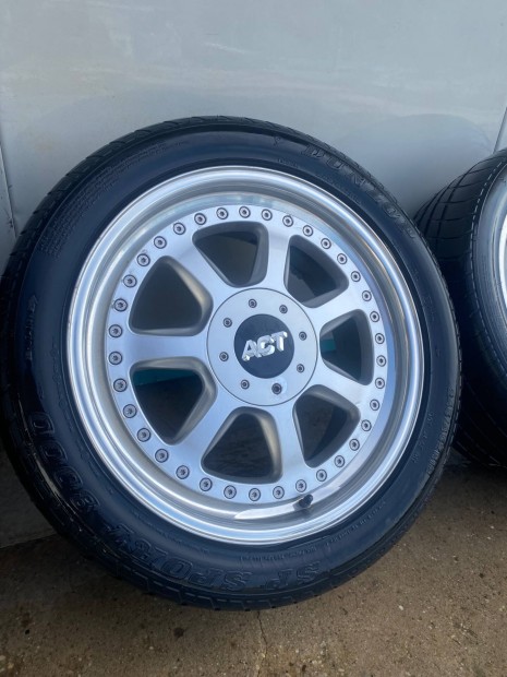 Ritka ACT SX 18 ktrszes alufelni szett gumival