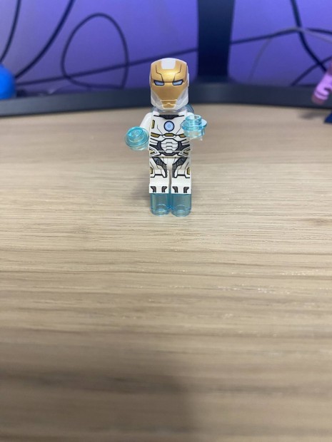 Ritka Lego Space Iron Man minifigura