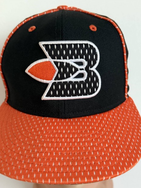 Ritka New Era NBA Hardwood Classics Buffalo Braves Fitted sapka