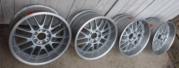 Ritka OZ  racing 18"-os alufelnik 5x120