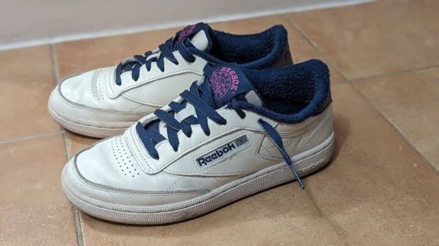 Ritka Reebok Club C 85