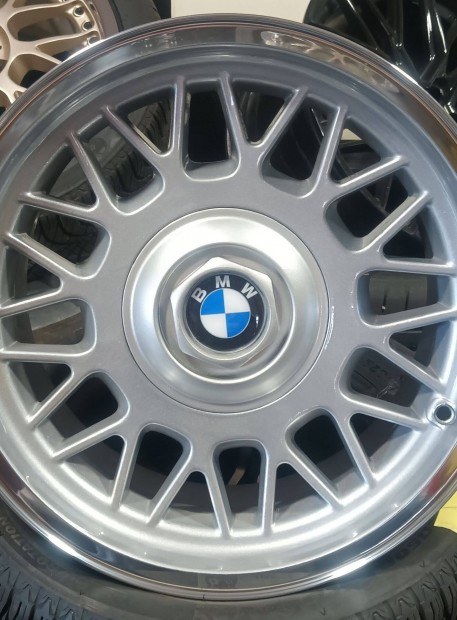 Ritka gyári BMW E31 5x120 7.5x16 ET15 72.6 kiváló állapotban! 4db