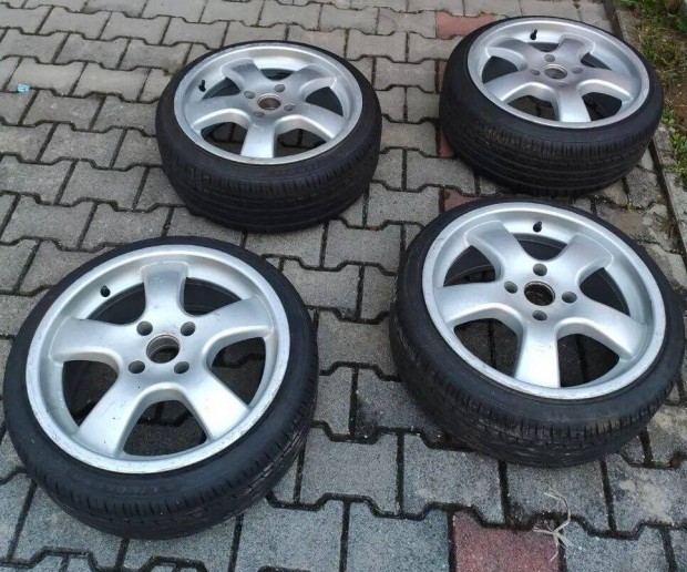 Ritka spec OZ 4x114.3 17x8J ET35 felnik eladk