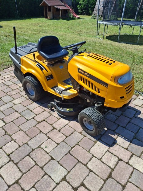 Riwall fnyr traktor
