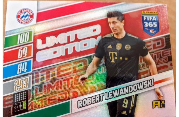 Robert Lewandowski Bayern Mnchen XXL Limited focis krtya Panini 2022