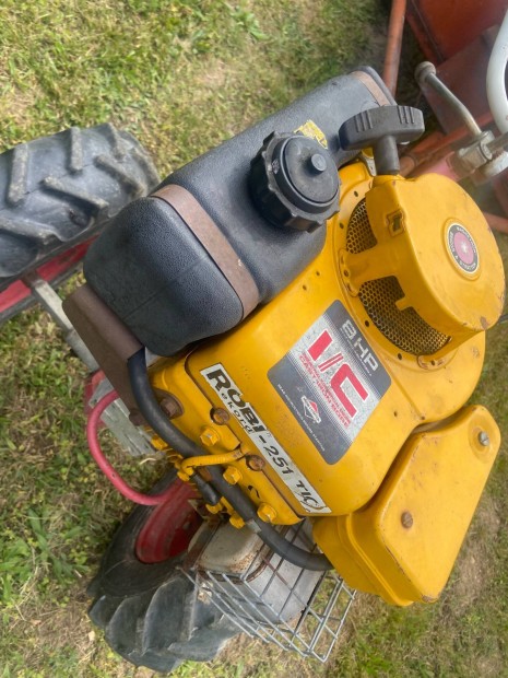 Robi 251 tic traktor ptkocsival