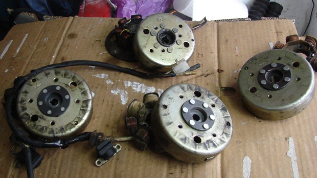 Robog� gy�jt�sok