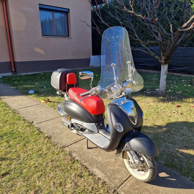 Robog kevs kilomterrel!!!