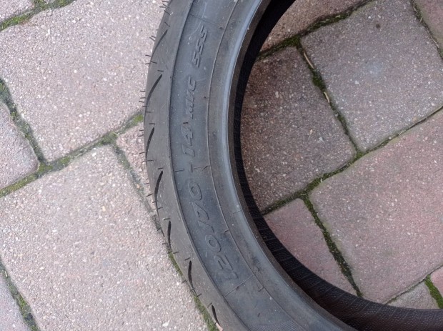 Robog� ny�ri gumi 