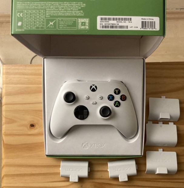 Robot white xbox kontroller 2 db akksival