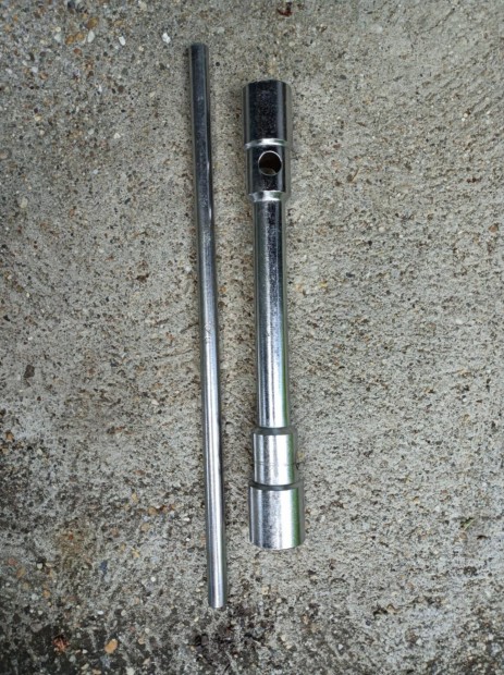 Robur IFA teherautó alkatrészek, első szélvédő