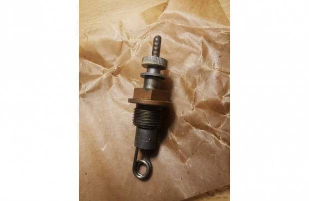 Robur izz�t� gyertya MB12 eredeti NDK gy�rt�s