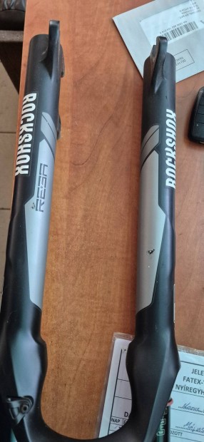 Rock Shox Reba 27,5" levegős teleszkóp eladó!