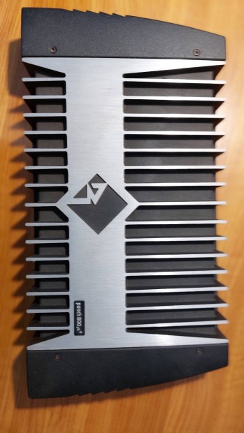 Rockford Fosgate 800a4 autó hifi erősítő