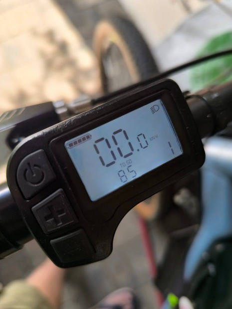 Rockrider EST 100 elektromos bicikli ebike