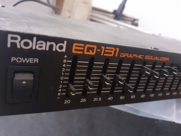 Roland 31 svos EQ