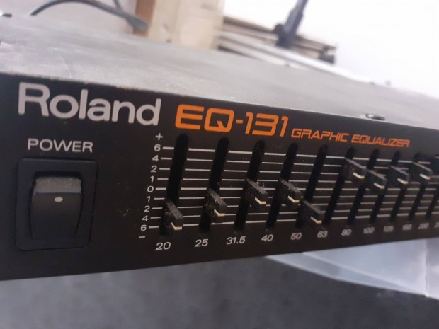 Roland 31 svos Equalizer