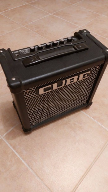 Roland Cube 10Gx erst elad