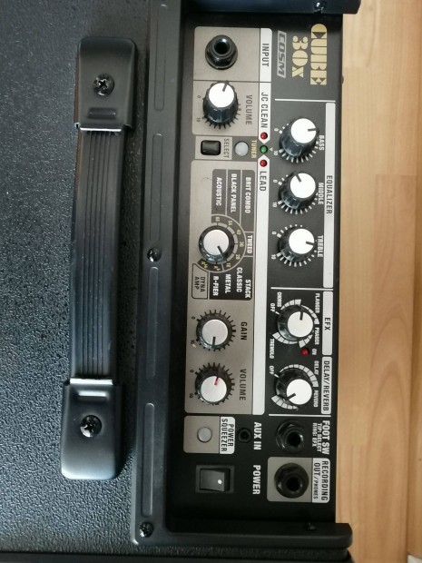 Roland Cube 30X gitárkombó eladó