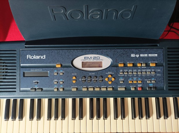 Roland EM-20 creative keyboard, szintetiztor 