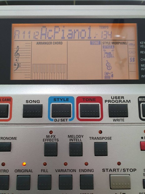 Roland EM-55-s szintetiztor tartozkokkal elad!