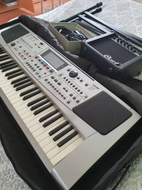 Roland EM-55-s szintetiztor tartozkokkal elad!