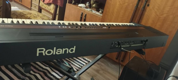 Roland EP 97 